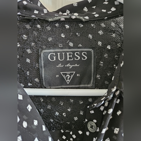 GUESS Button Down Shirt - Picture 3 of 3